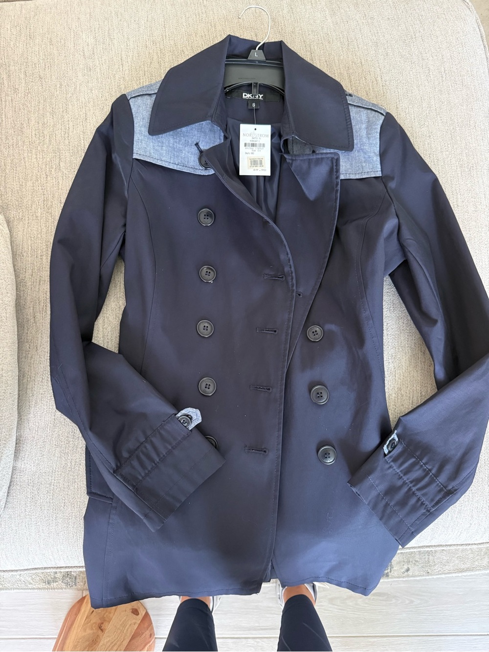 NWT DKNY Women’s Navy Double-Breasted Trench Coat with belt